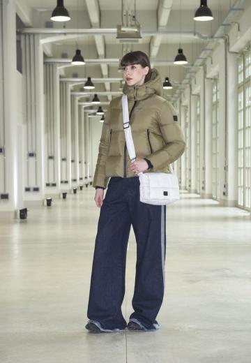 Зимняя куртка