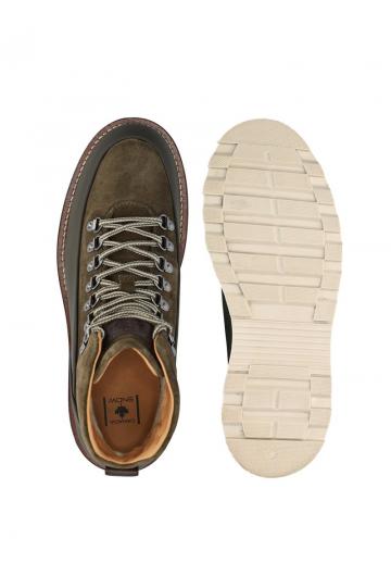 Ботинки на шнуровке