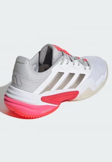 Теннисные кроссовки