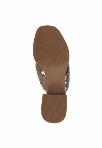 Гандбольные кроссовки