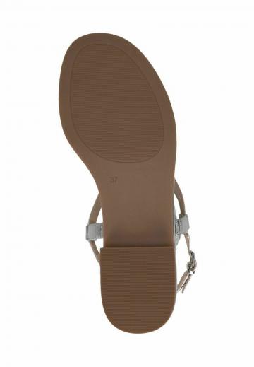 Гандбольные кроссовки