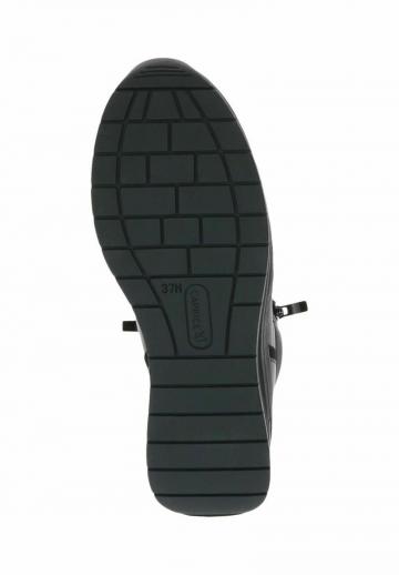 Сапожки на танкетке