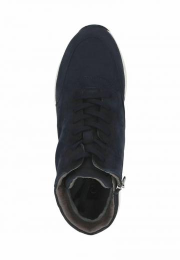 Ботинки на шнуровке