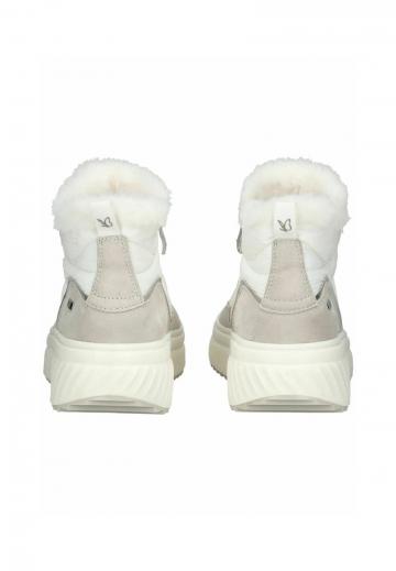 Зимние ботинки