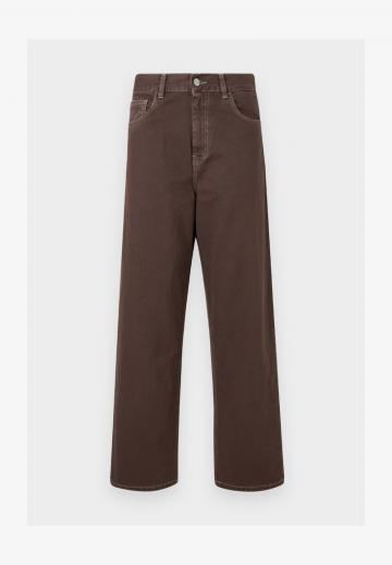 Свободные джинсы