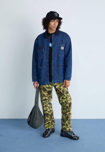 Джинсовая куртка