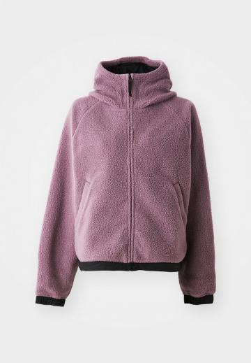 Флисовая куртка