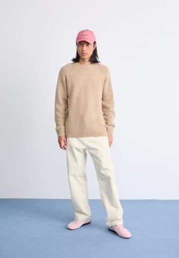 Свободные джинсы