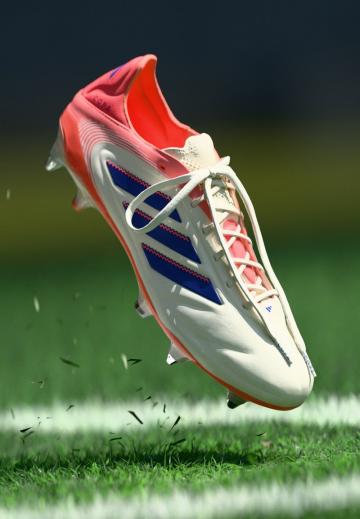 Футбольные бутсы