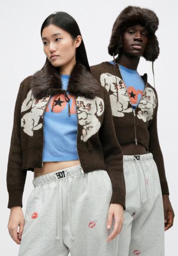 Вязаная кофта