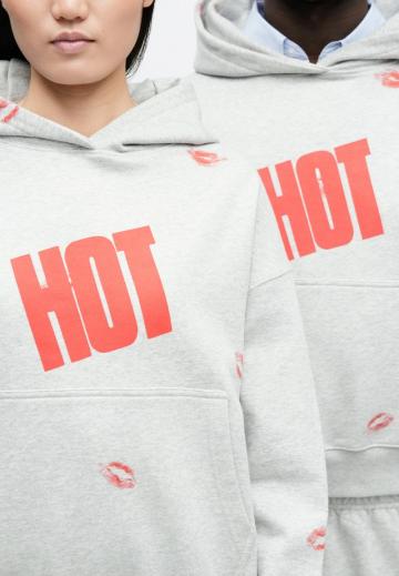 Пуловер с капюшоном