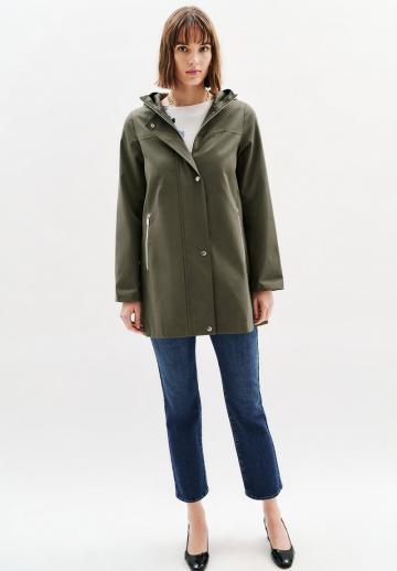 Короткое пальто