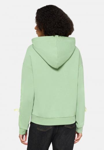 Пуловер с капюшоном