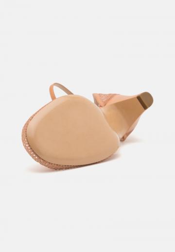 Туфли с ремешком