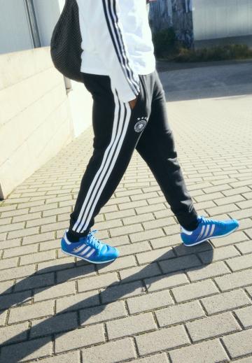 Спортивные штаны