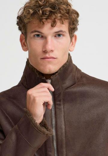 Кожаная куртка