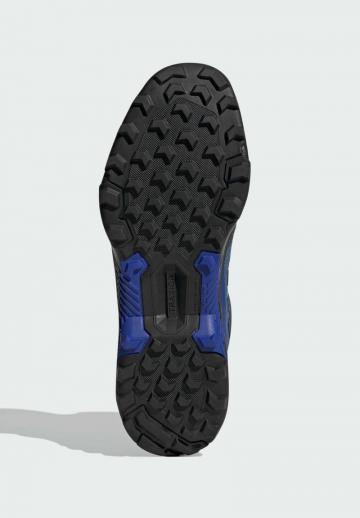 Походные ботинки