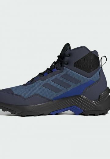 Походные ботинки