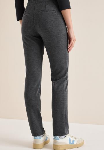 Узкие брюки