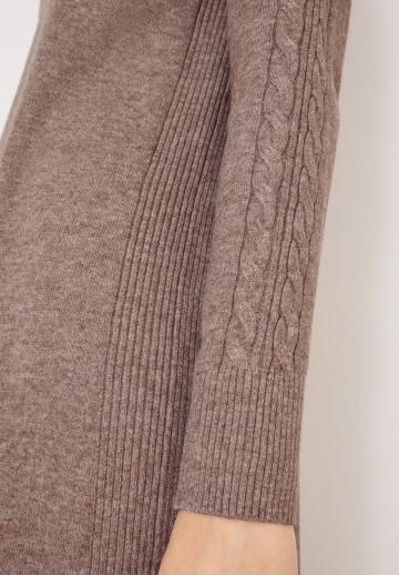 Вязаное платье