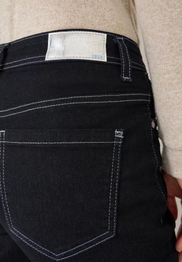 Клешеные брюки