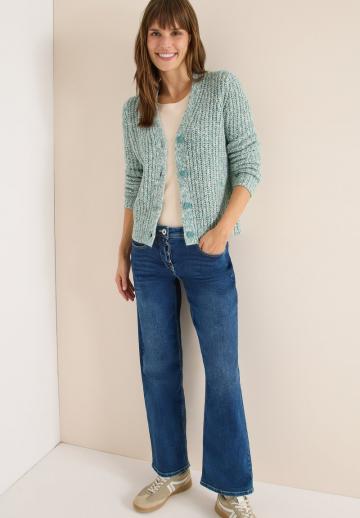 Вязаная кофта