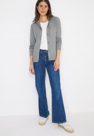 Вязаная кофта