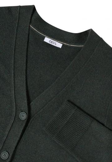 Вязаная кофта