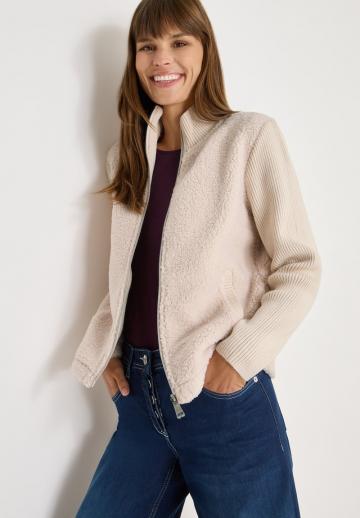 Флисовая куртка