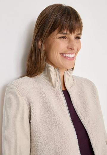 Флисовая куртка