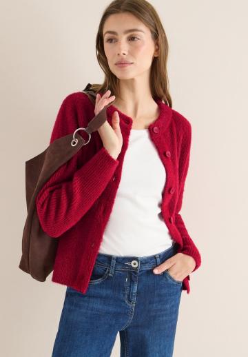 Вязаная кофта