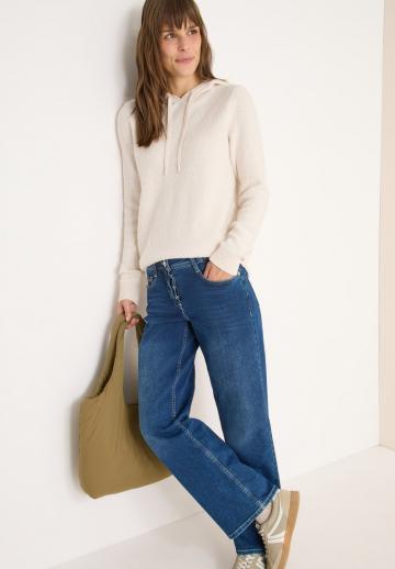 Пуловер с капюшоном