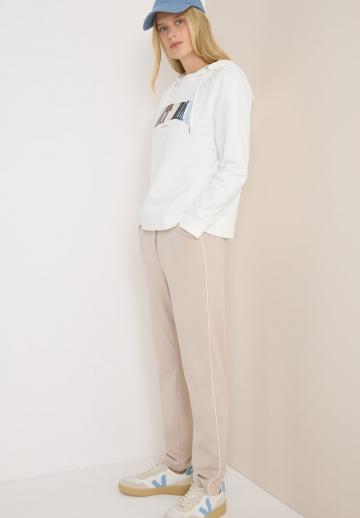 Пуловер с капюшоном