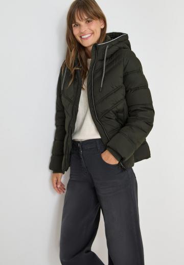 Зимняя куртка