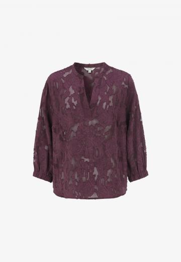 Кружевная блузка