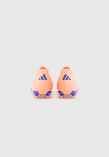 Футбольные бутсы