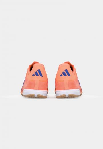 Футбольные бутсы