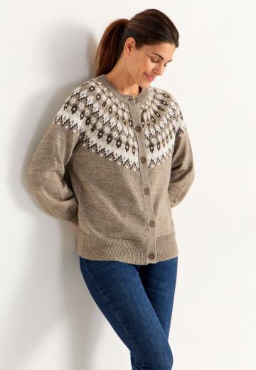 Жаккардовая вязаная кофта