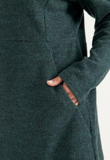 Длинный пуловер