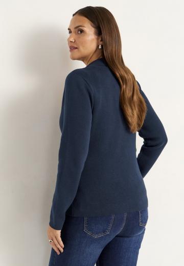 Вязаная кофта