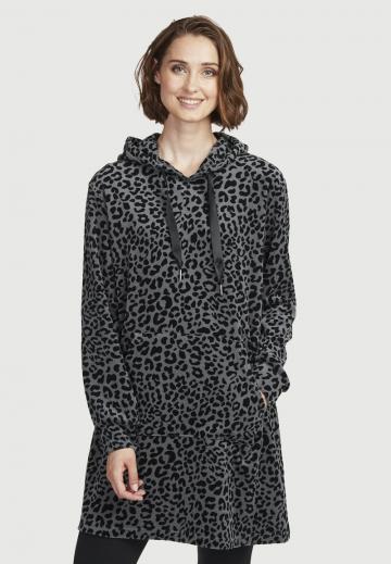 Пуловер с капюшоном