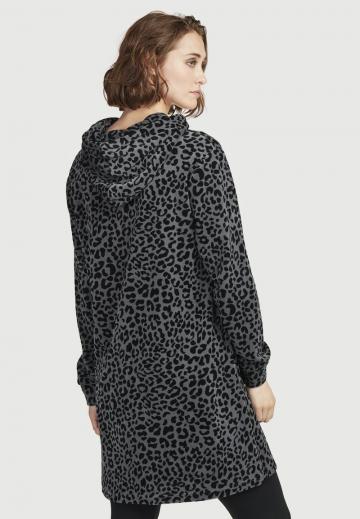 Пуловер с капюшоном