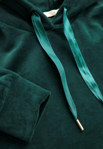 Пуловер с капюшоном