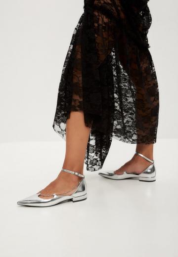 Гандбольные кроссовки