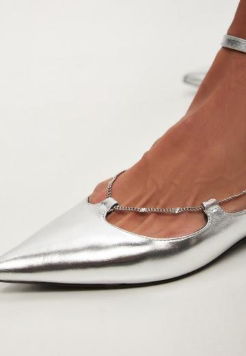 Гандбольные кроссовки