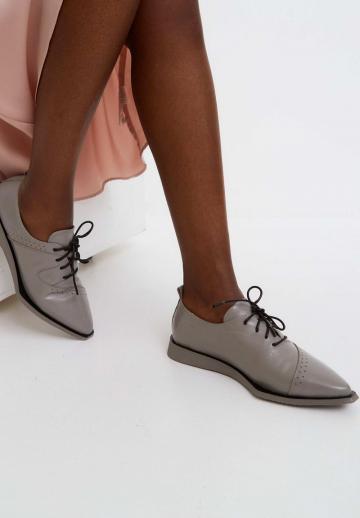 Гандбольные кроссовки