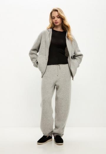 Спортивные штаны