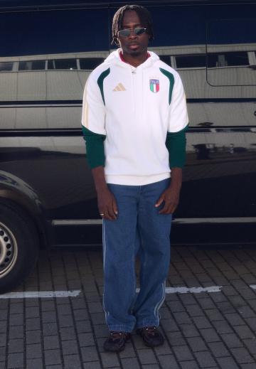 Спортивная кофта