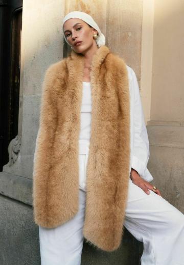 Пуховой жилет