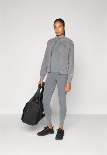 Спортивная толстовка